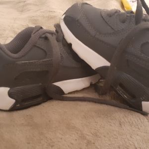 Nike air max toddler shoes